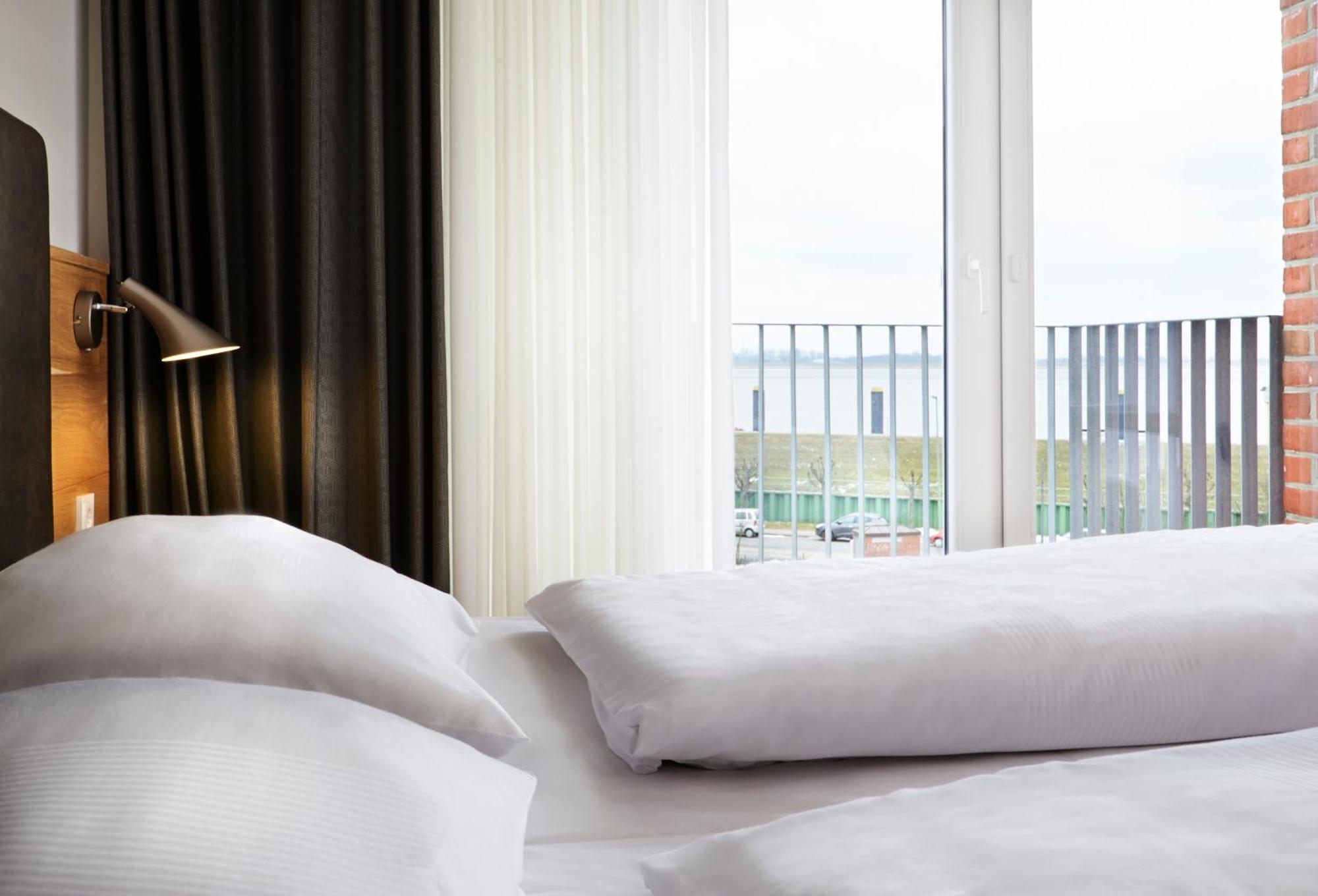 Im-Jaich Hotel Bremerhaven Exterior photo