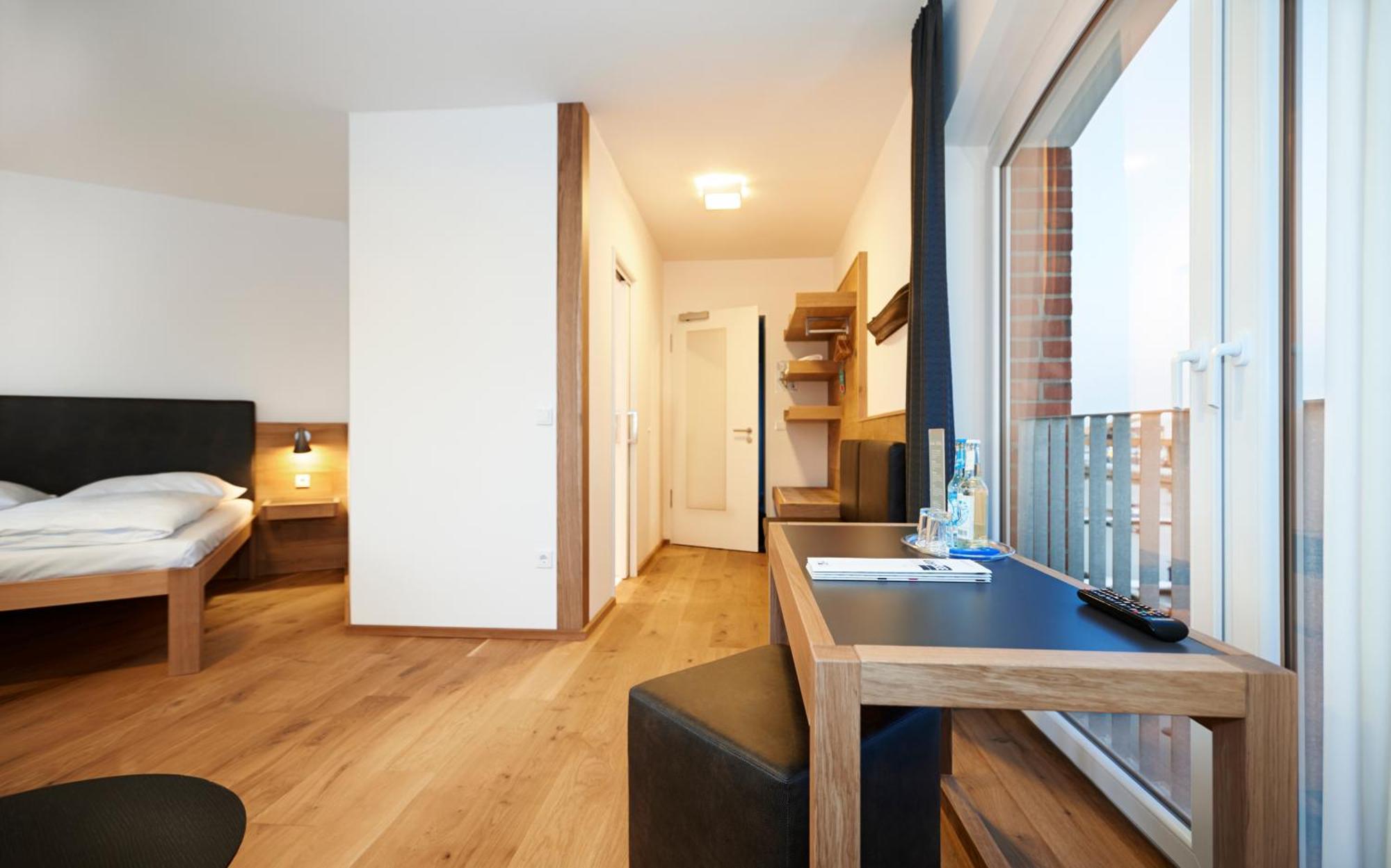 Im-Jaich Hotel Bremerhaven Exterior photo
